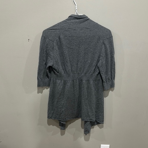 NWOT Express Heather Gray Cardigan size S - Picture 3 of 4